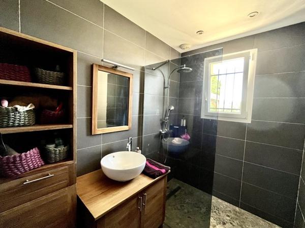 Maison à vendre 234 300 € Saint-Viance 4 p 77,8 m² DPE C