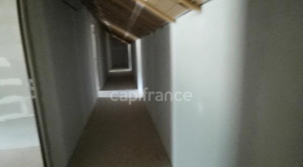 Ensemble immobilier proche de Paris et Lyon