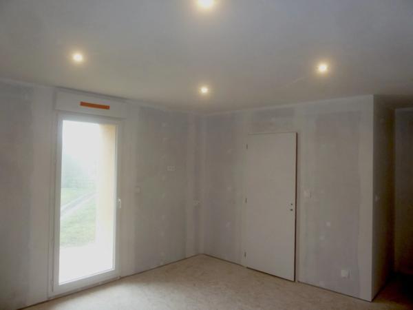 Ensemble immobilier proche de Paris et Lyon