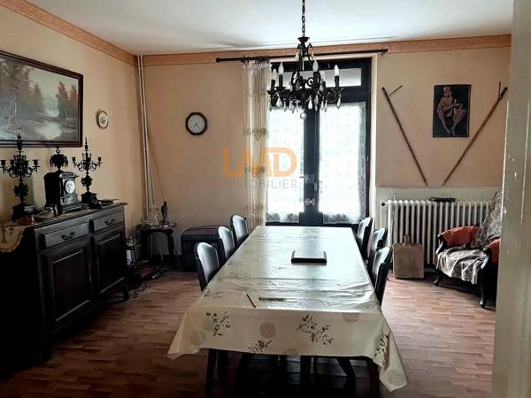 Maison spacieuse à Cransac avec 6 chambres