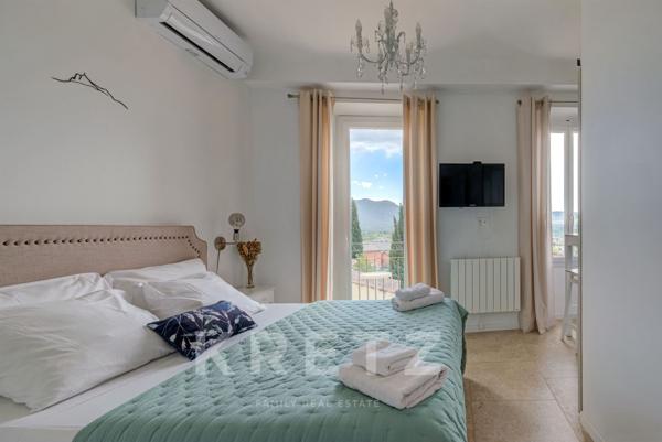 MAISON DE VILLAGE DU XVIIe