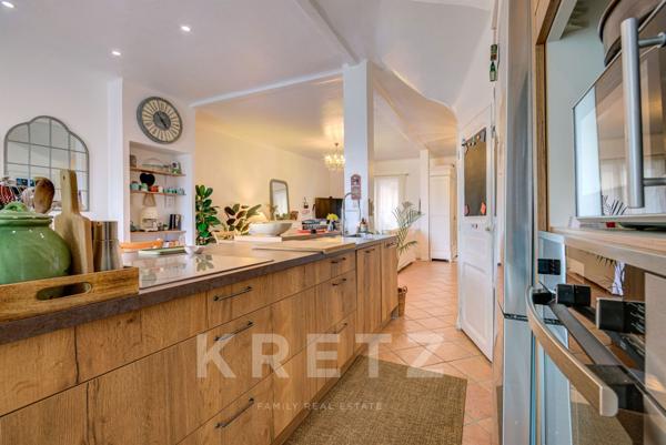 MAISON DE VILLAGE DU XVIIe