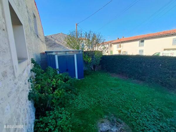 Maison Saint Jean D Angely 4 pièce(s) 70 m2