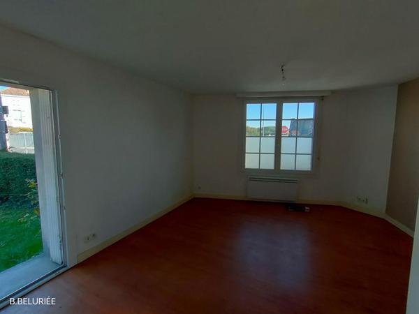 Maison Saint Jean D Angely 4 pièce(s) 70 m2