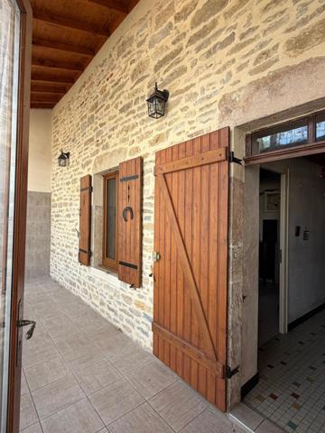 Ferme Bressane avec belle vue dégagée