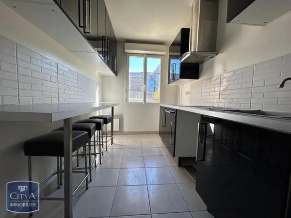 Appartement à louer 4 pièces 82.08m²