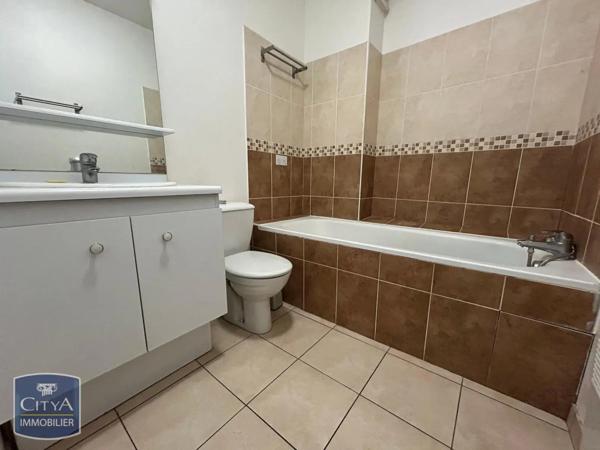 Appartement à louer 4 pièces 82.08m²