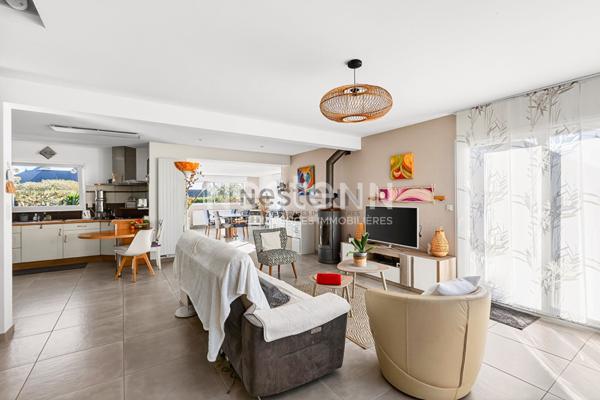 Vente d'une maison vivable de plain pied 4 chambres dans le bourg de Planguenoual