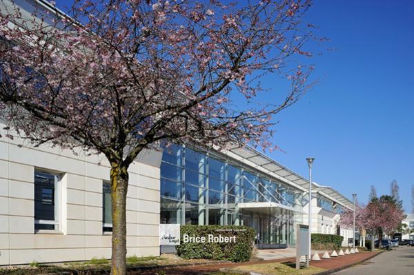 Bureaux à louer à Bron au sein d’un parc d’activités accès autoroute A43