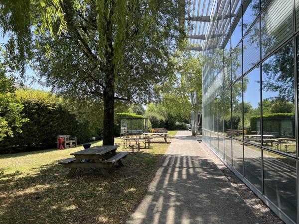 Bureaux à louer à Roissy-en-France cadre paysager exceptionnel et lumineux