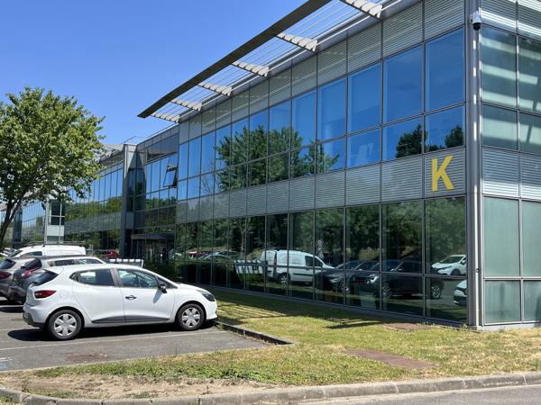 Bureaux à louer à Roissy-en-France cadre paysager exceptionnel et lumineux
