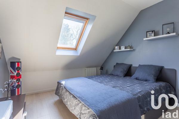 Maison 6 pièces de 124 m² à Lésigny (77150)