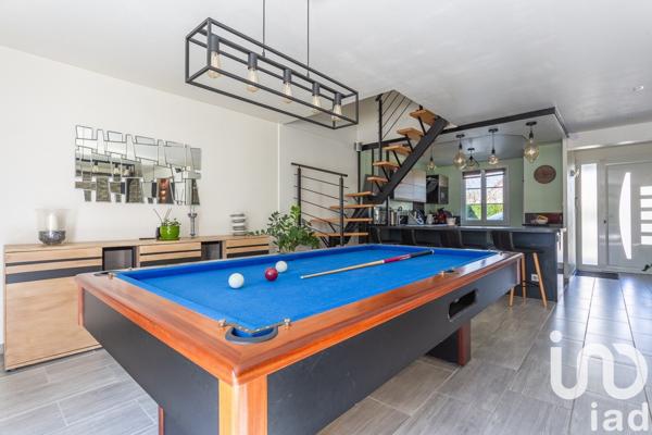Maison 6 pièces de 124 m² à Lésigny (77150)