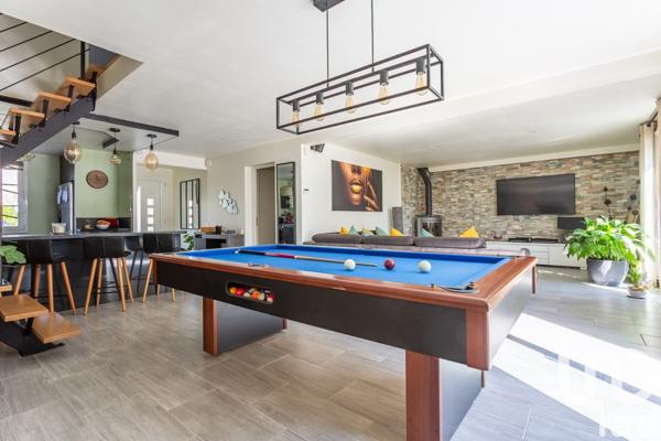 Maison 6 pièces de 124 m² à Lésigny (77150)