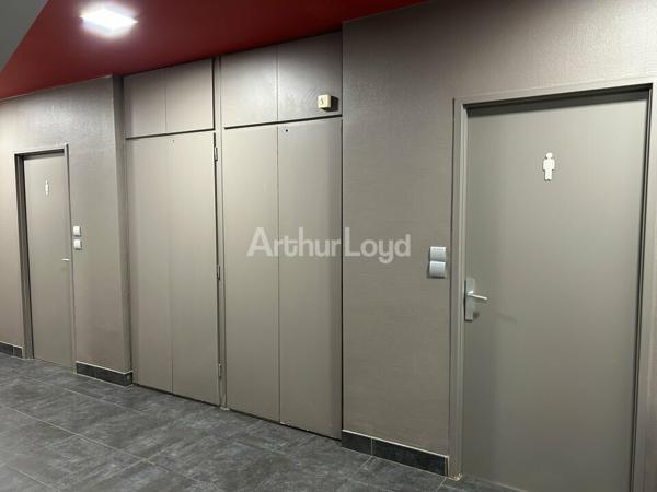 BUREAUX à LOUER de 236 m²