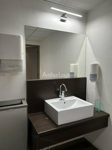 BUREAUX à LOUER de 236 m²