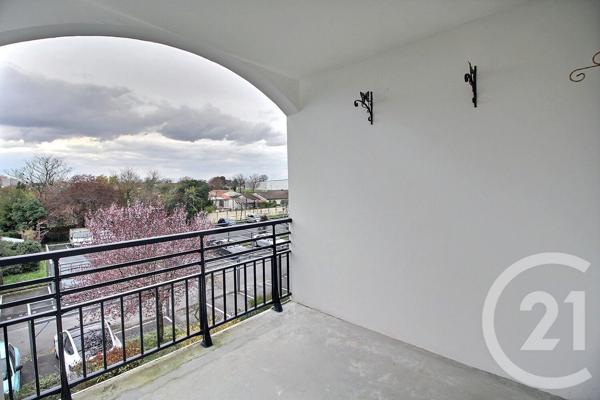 Appartement T3 à vendre  3 pièces - 65,60 m2 VILLENAVE D ORNON - 33