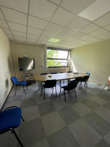 BUREAUX à VENDRE de 2513 m²