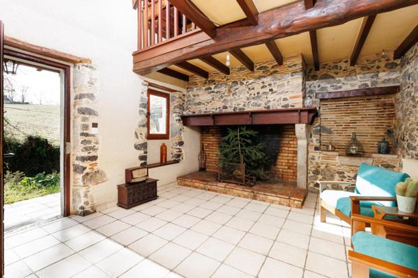 Orthez - Belle maison de campagne sur 1 hectare de terrain