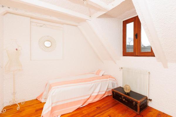 Orthez - Belle maison de campagne sur 1 hectare de terrain