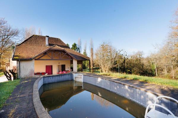 Orthez - Belle maison de campagne sur 1 hectare de terrain