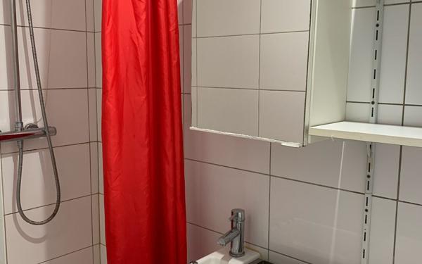 Appartement à vendre    1 pièce • 12,89 m2 Versailles