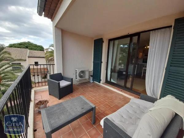 Appartement à louer 2 pièces 47.08m² Six-Fours-les-Plages (83140)