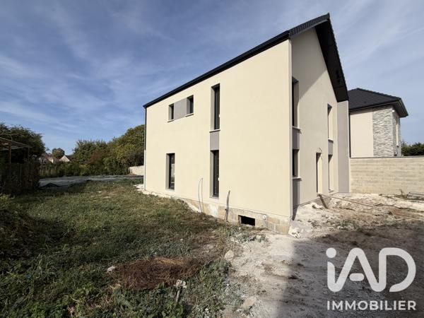 Maison à vendre 6 pièces 131 m² Serris