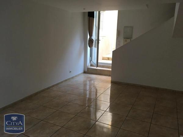 Appartement à louer 3 pièces 80m²