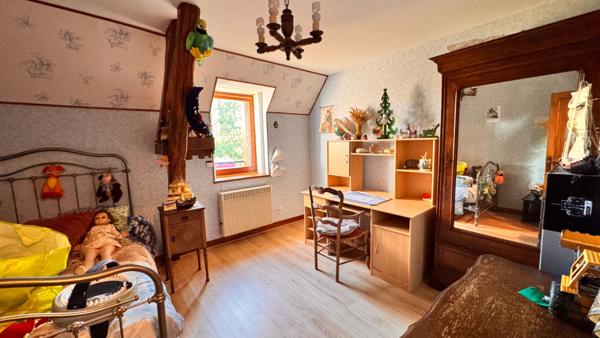 NOAILLES PROCHE PROPRIETE 10 PIECES SEJOUR DOUBLE SALON 6 CHAMBRES 3 GARAGES JARDIN CLOS DE 8440M² ENV.