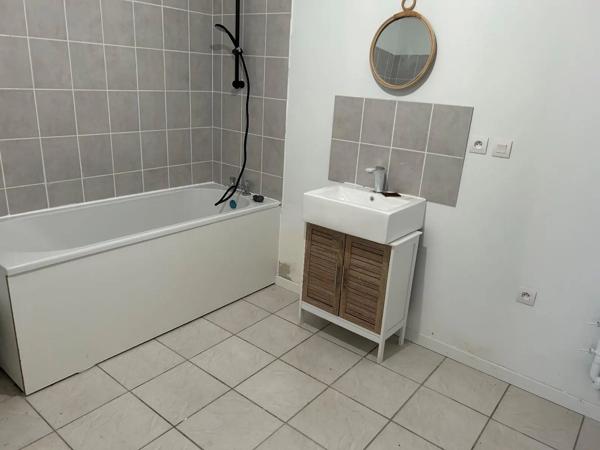 Appartement à louer 3 pièces 60.2m²