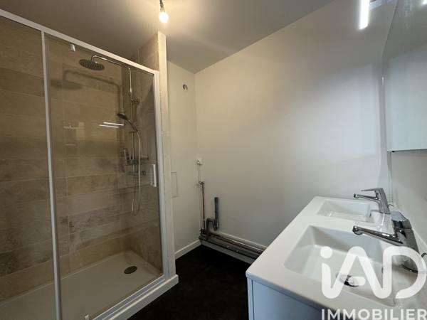 Appartement à vendre 4 pièces 97 m² Saint-Cyr-sur-Loire