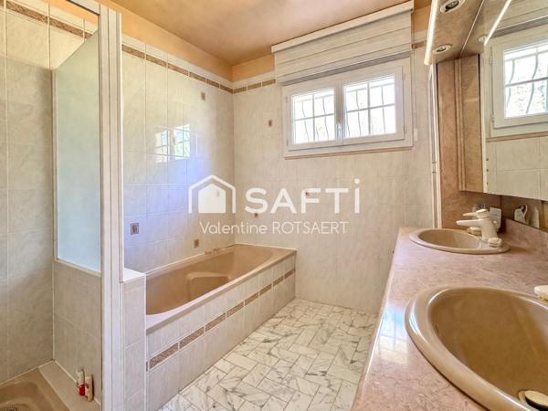 Maison familiale avec vue dégagée, 5 chambres