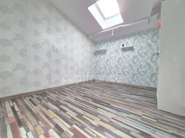 VENTE A TERME LIBRE - Maison 6 pièces PONS (17) - Centre ville - Piscine - Terrain de 167m²