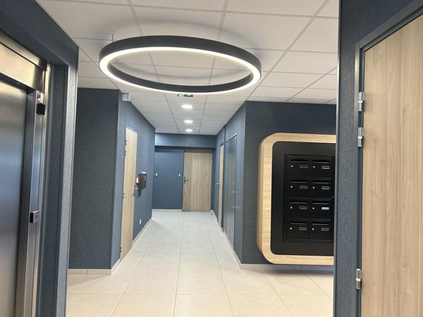 Bureaux à vendre ou à louer à Pornic 108 m2 avec parkings privatifs