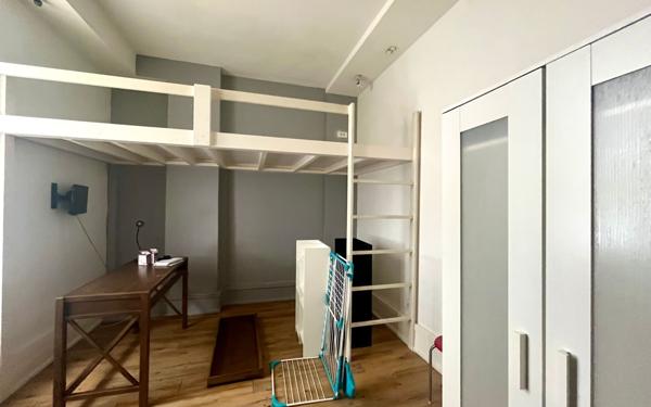 Appartement à louer    1 pièce •  Lyon 8