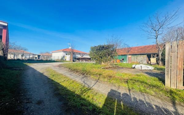 Terrain à vendre    Narrosse