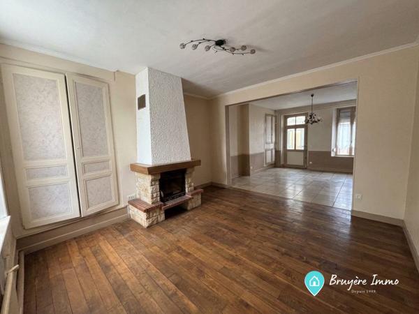 Maison mitoyenne 1 côté à vendre, 12 pièces - Hirson 02500