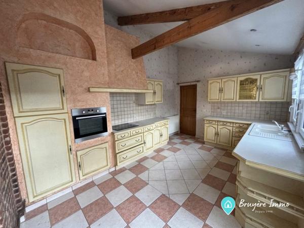 Maison mitoyenne 1 côté à vendre, 12 pièces - Hirson 02500