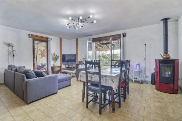 Saint-Gilles – Maison de plain-pied 3 chambres, piscine et garage