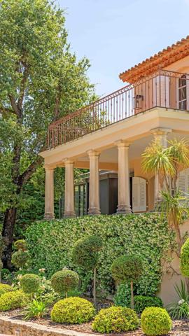 Vente Villa de luxe Grimaud 8 Pièces 260 m²