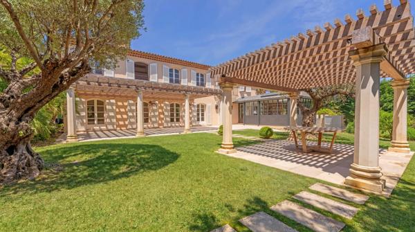 Vente Villa de luxe Grimaud 8 Pièces 260 m²