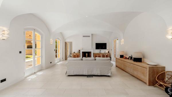 Vente Villa de luxe Grimaud 8 Pièces 260 m²