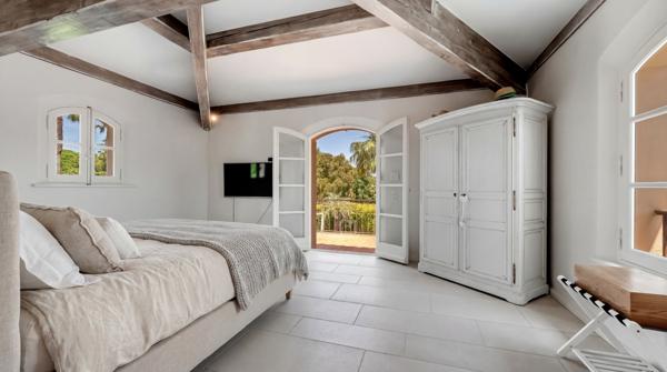 Vente Villa de luxe Grimaud 8 Pièces 260 m²