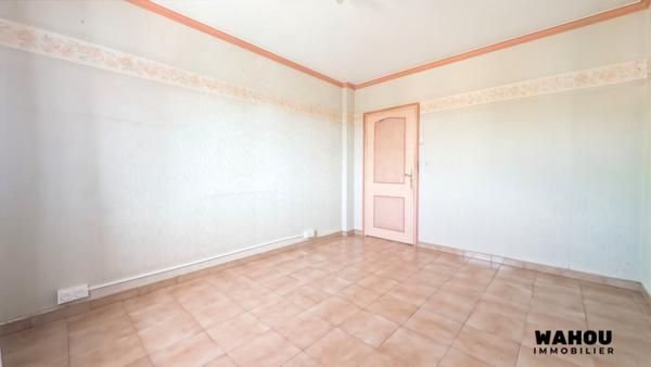 Appartement T4 de 160 m² avec jardin et hangar