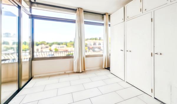 Appartement T4 de 160 m² avec jardin et hangar