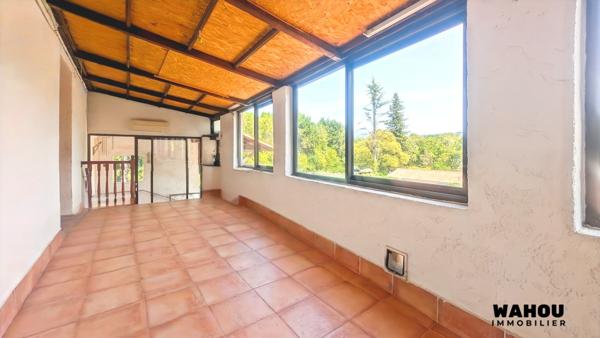 Appartement T4 de 160 m² avec jardin et hangar