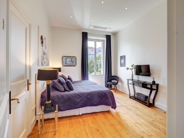 Vente Villa de luxe Cannes 18 Pièces 579 m²