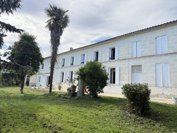 Maison charentaise Sainte-Ramée 338 m²