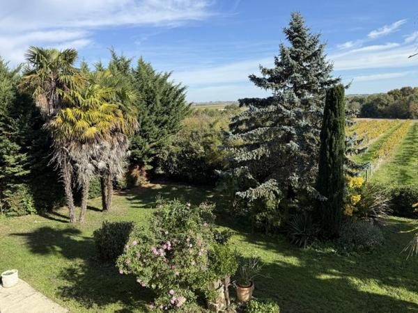 Maison charentaise Sainte-Ramée 338 m²